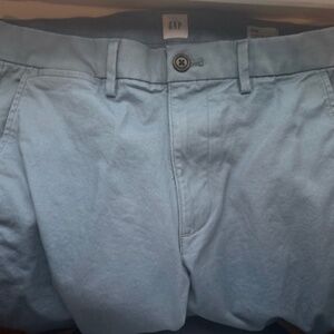 Gap essential khaki straight tapper